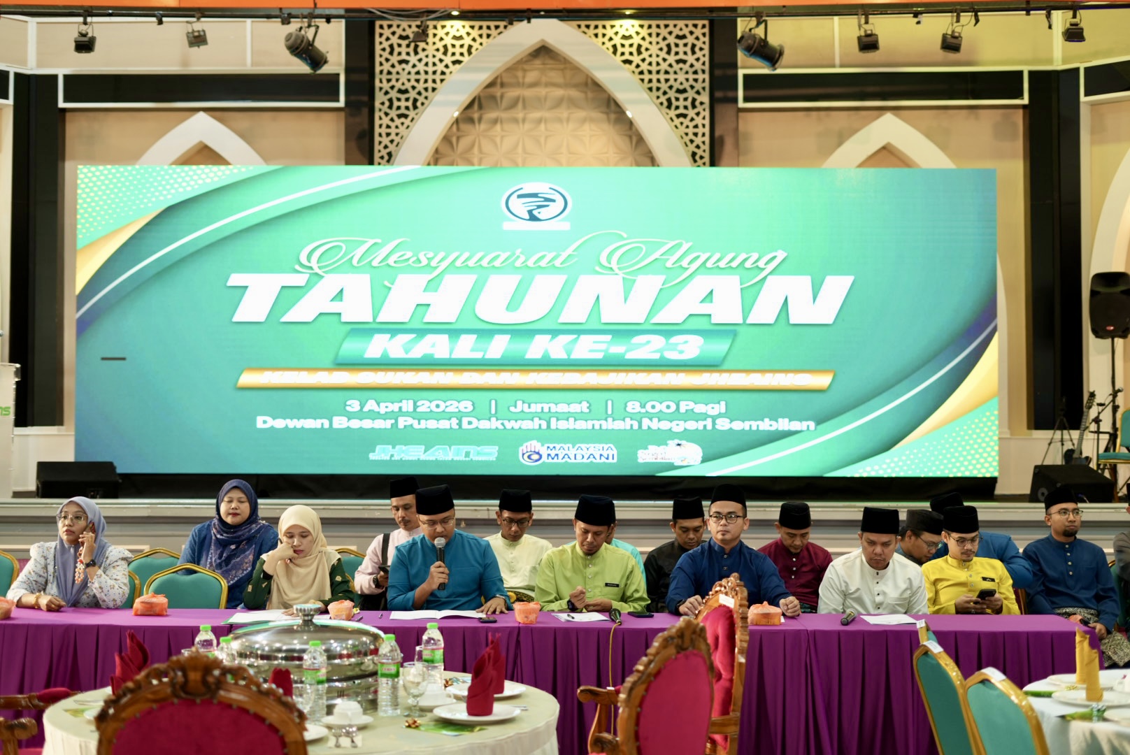 perhimpunan1